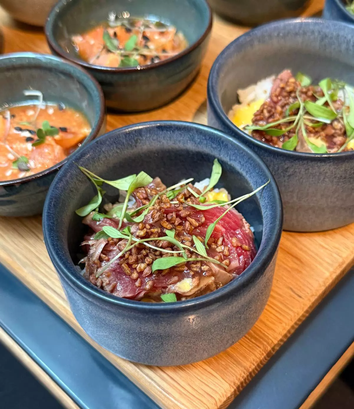 Bols-gourmands-tataki-de-boeuf-et-saumon-Samcook-traiteur-IDF